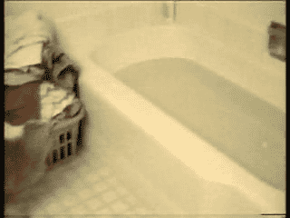 GIF chat eau de la baignoire