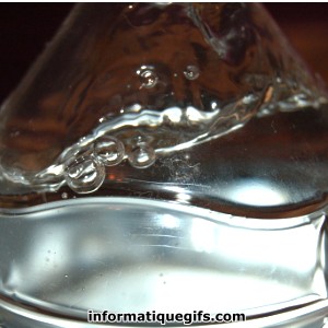 Image bouteille eau de source