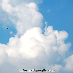 Photo nuage ciel bleu.