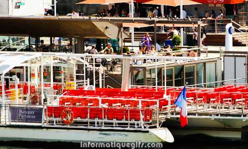 Le bateau parisien
