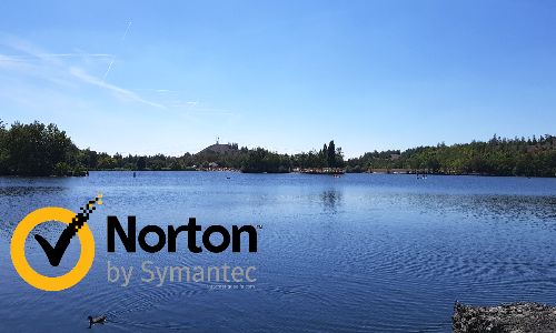 Un tres beau lac avec norton symantec