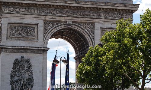 photo Arc de triomphe avec arbre