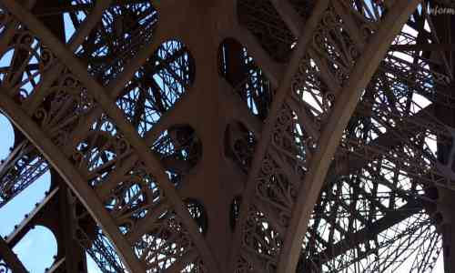 Une voute arc du monument