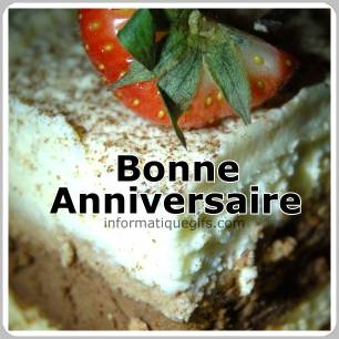 Une part de gateau avec de la fraise